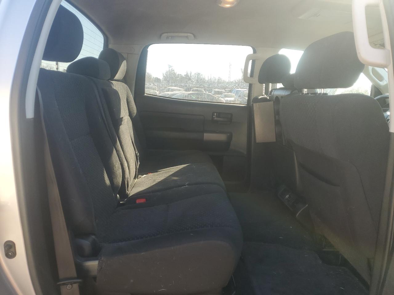 2013 Toyota Tundra VIN 5TFEY5F13DX139645 Copart auction photo, front end / minor dent/scratches damage thumbnail 10
