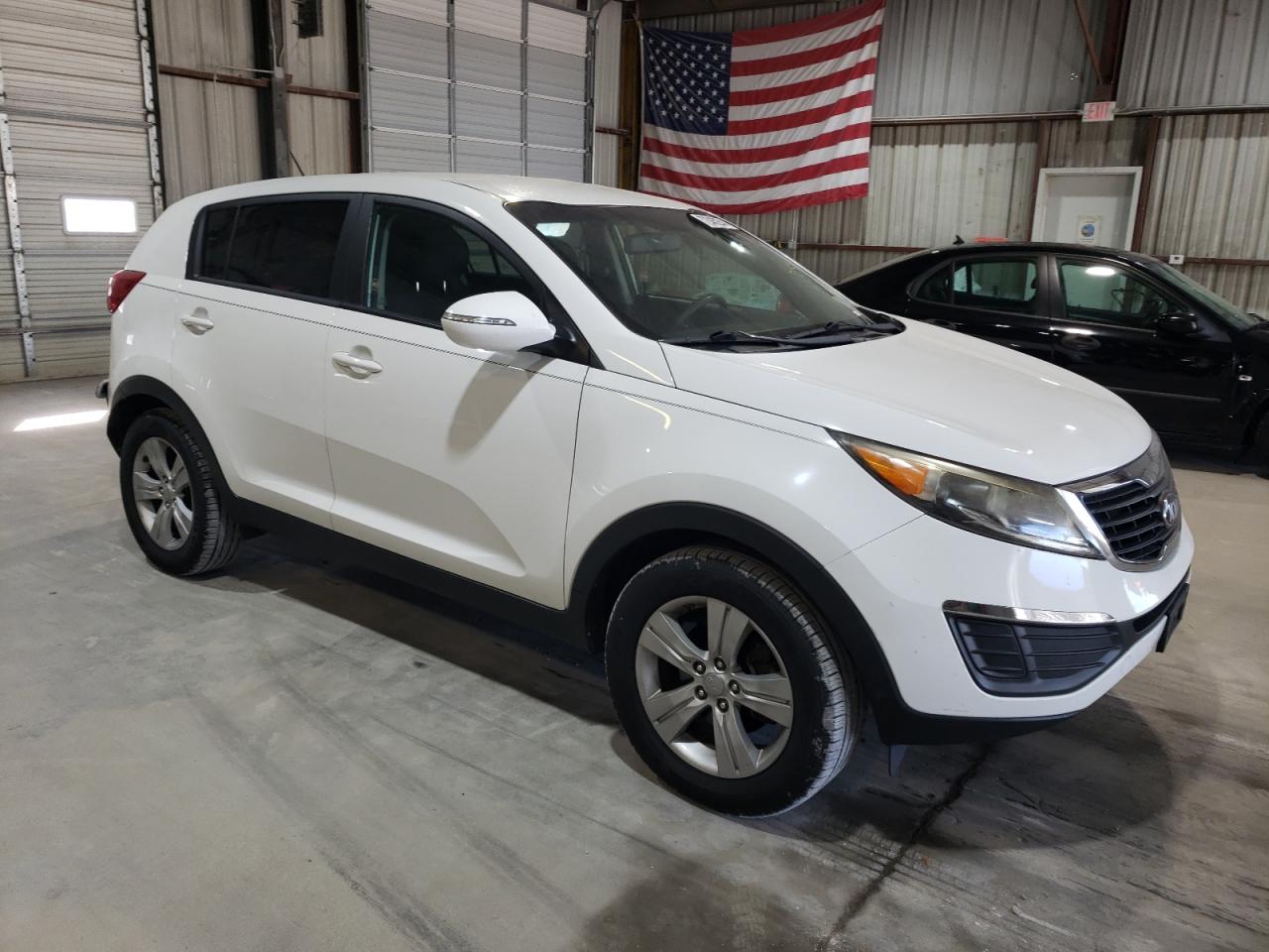 2013 KIA Sportage VIN KNDPB3A26D7469651 Copart auction photo, rear end / minor dent/scratches damage thumbnail 4