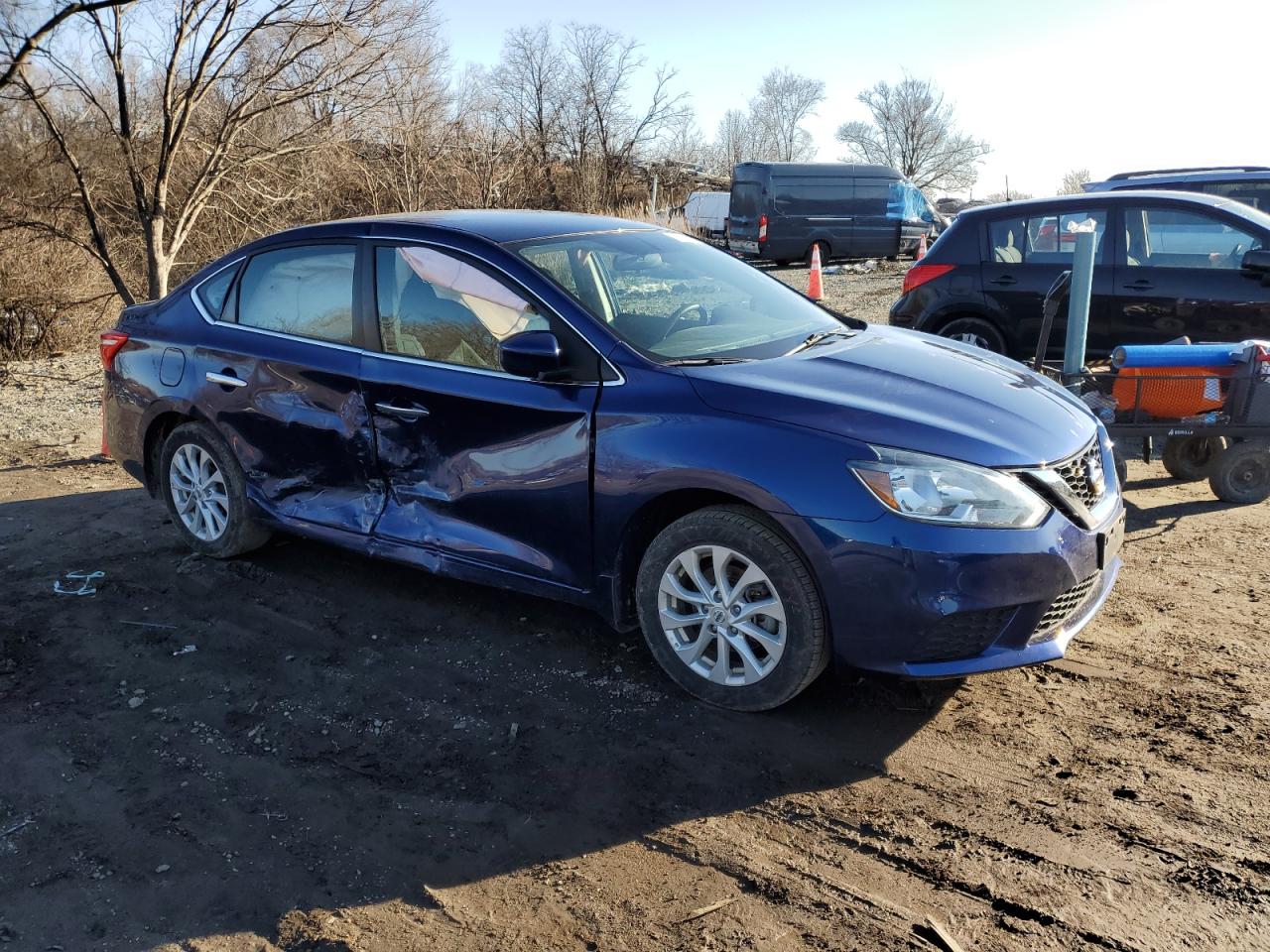 2019 Nissan Sentra VIN 3N1AB7AP5KY389541 Copart auction photo, side / minor dent/scratches damage thumbnail 4