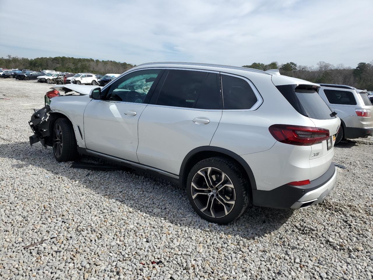 2022 BMW X5 VIN 5UXCR4C00N9K24862 Copart auction photo, front end damage thumbnail 2