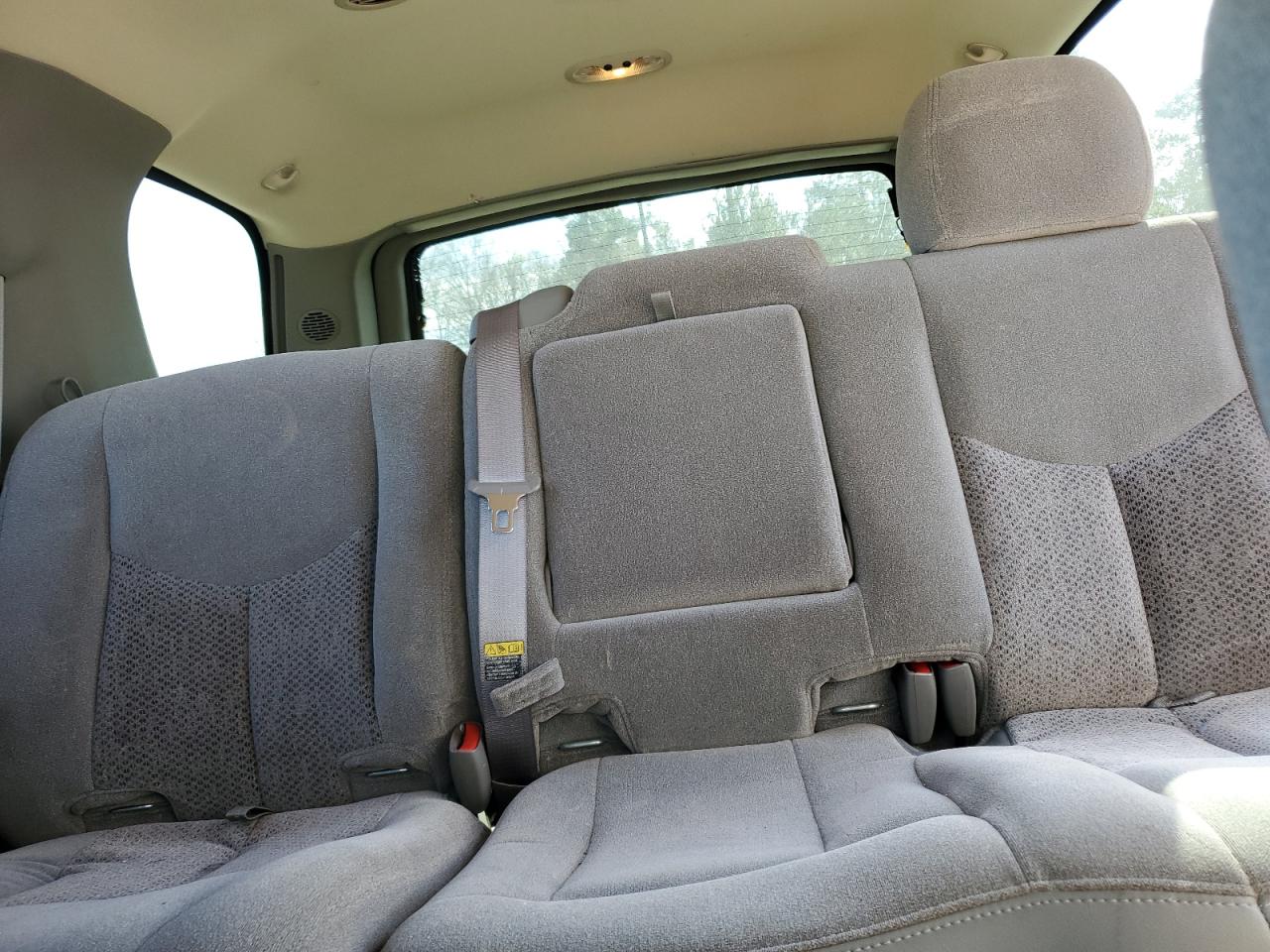 2004 Chevrolet Tahoe VIN 1GNEC13V74R120428 Copart auction photo, rear end damage thumbnail 10