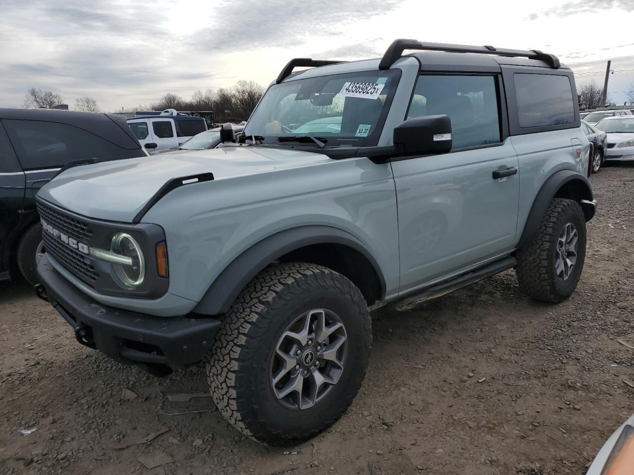 2022 Ford Bronco VIN 1FMDE5CH7NLB81942
