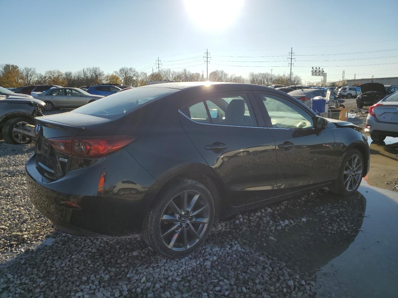 2018 Mazda 3 VIN 3MZBN1V33JM193002 Copart auction photo, front end damage thumbnail 3