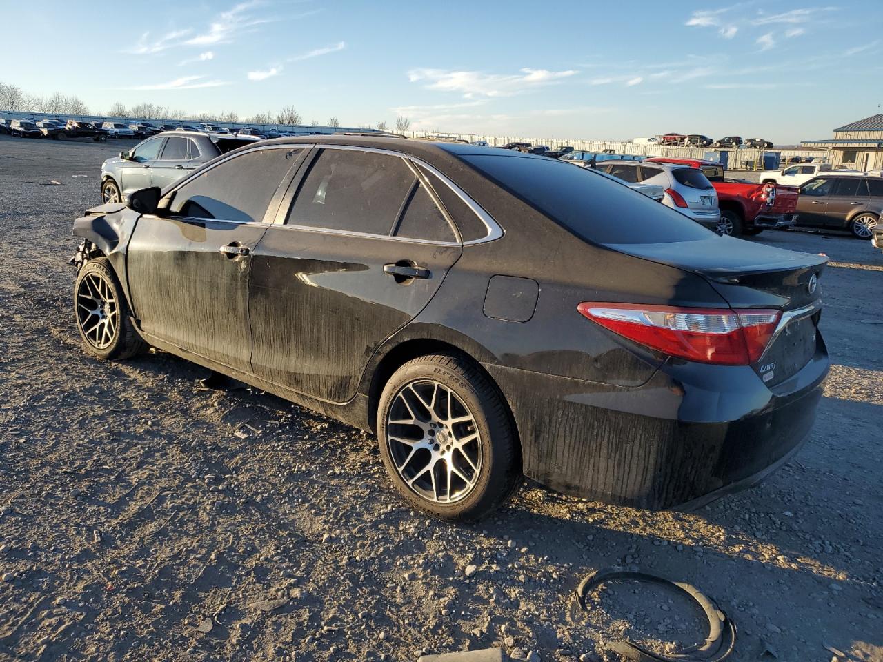 2017 Toyota Camry VIN 4T1BF1FK2HU777592 Copart auction photo, front end damage thumbnail 2