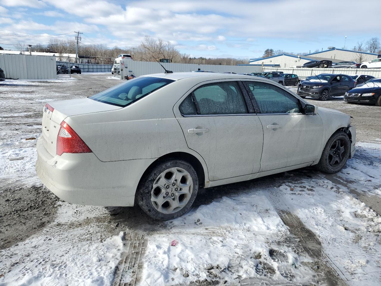 2011 Ford Fusion VIN 3FAHP0HA2BR144461 Copart auction photo, front end damage thumbnail 3