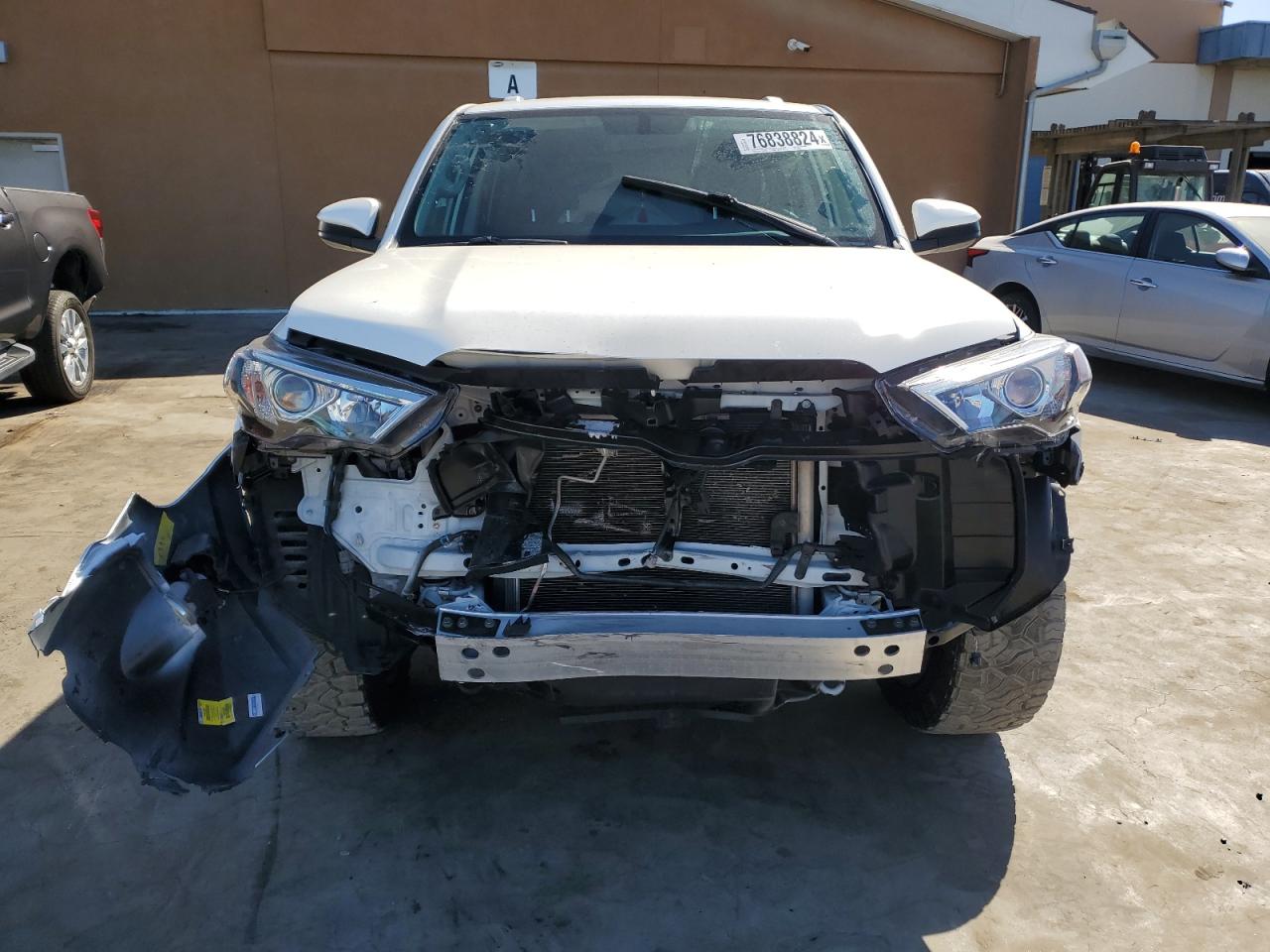 2016 Toyota 4Runner VIN JTEBU5JR3G5299838 Copart auction photo, front end / side damage thumbnail 5