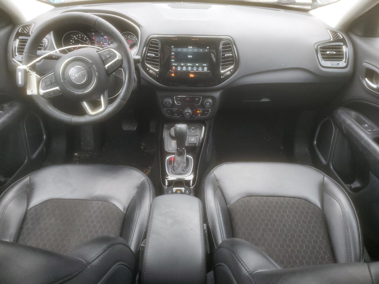 2020 Jeep Compass VIN 3C4NJDBB3LT204212 Copart auction photo, front end / side damage thumbnail 8