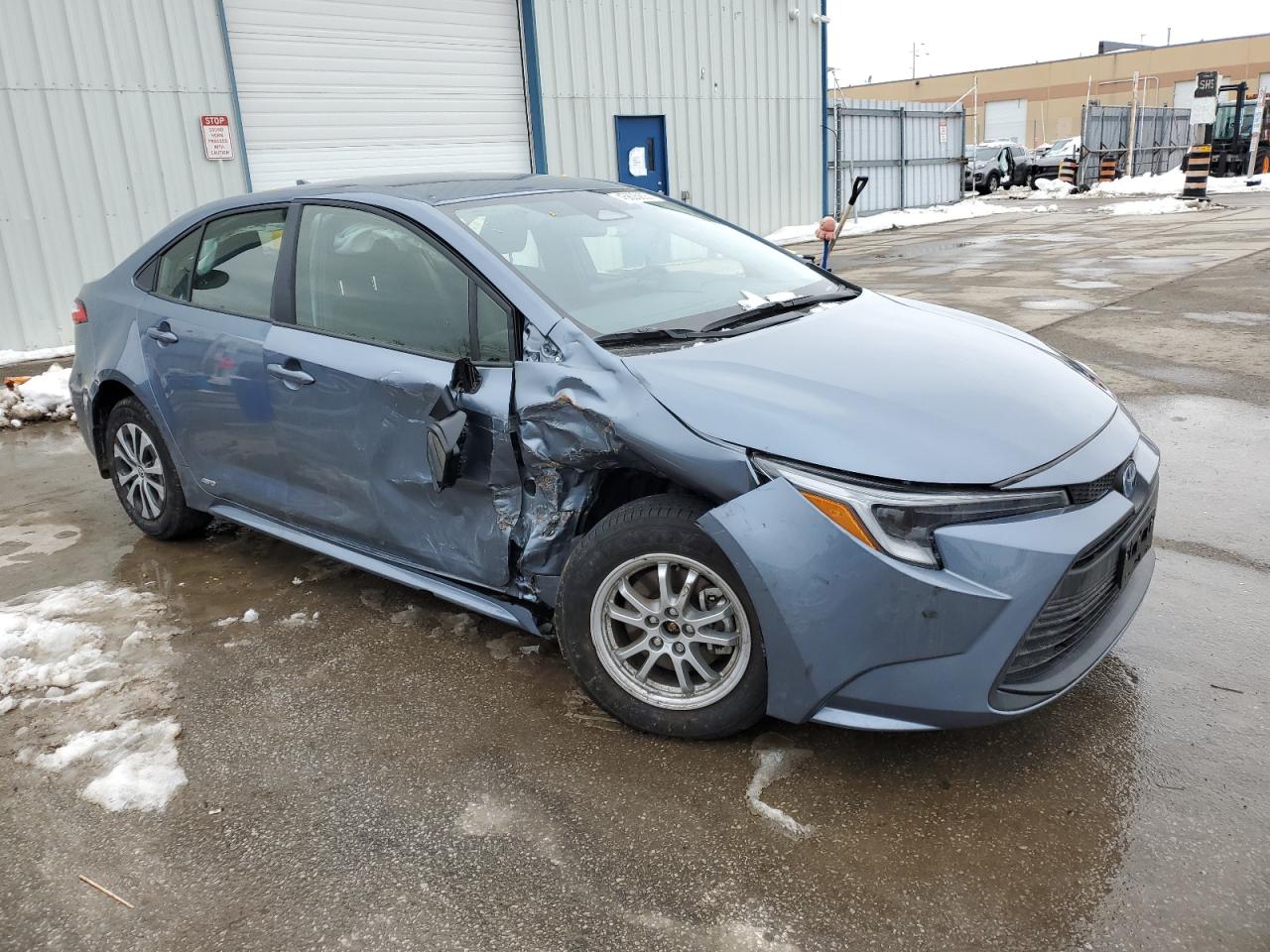 2024 Toyota Corolla VIN JTDBDMHE8R3014793 Copart auction photo, side / front end damage thumbnail 4