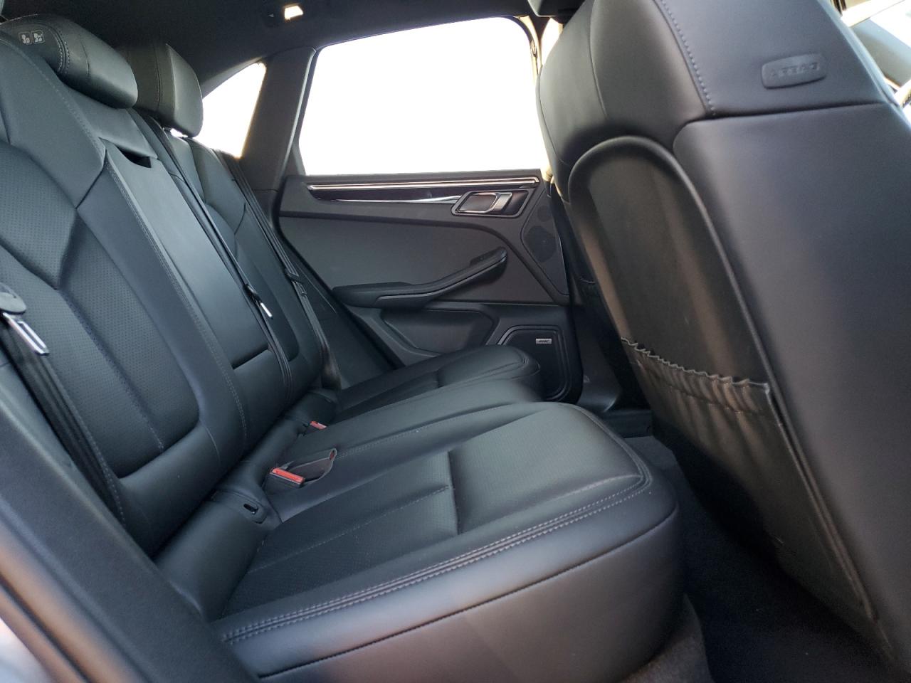 2020 Porsche Macan VIN WP1AA2A51LLB15005 Copart auction photo, undercarriage / side damage thumbnail 10