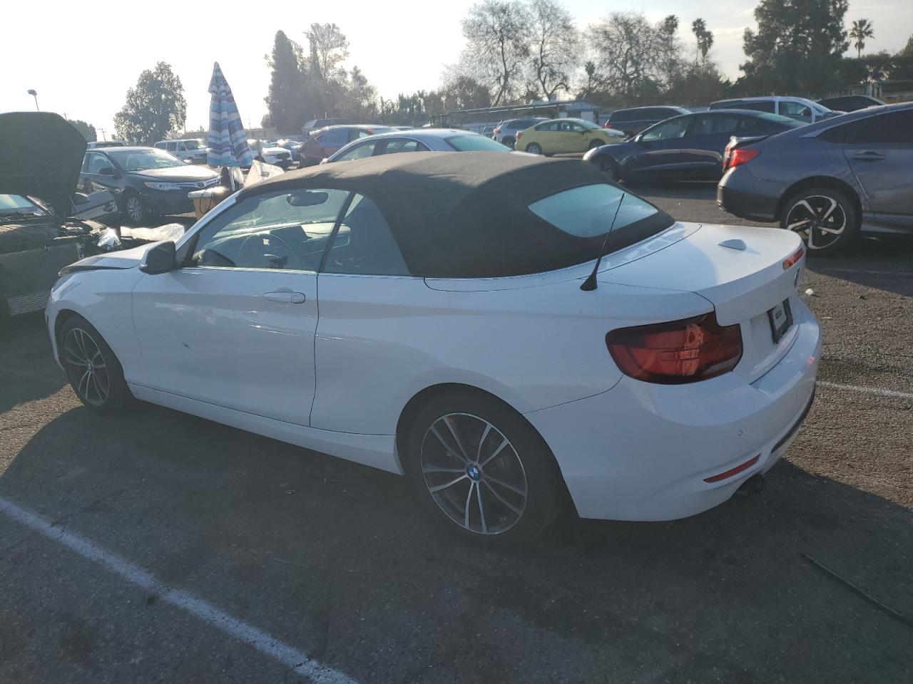 2020 BMW 2er VIN WBA2M7C05L7F00152 Copart auction photo, front end / minor dent/scratches damage thumbnail 2