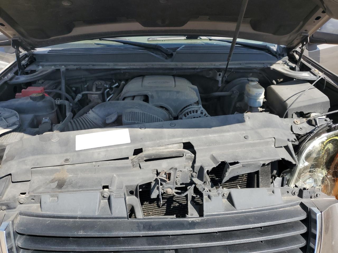 2013 GMC Yukon VIN 1GKS1HE04DR186564 Copart auction photo, front end damage thumbnail 13