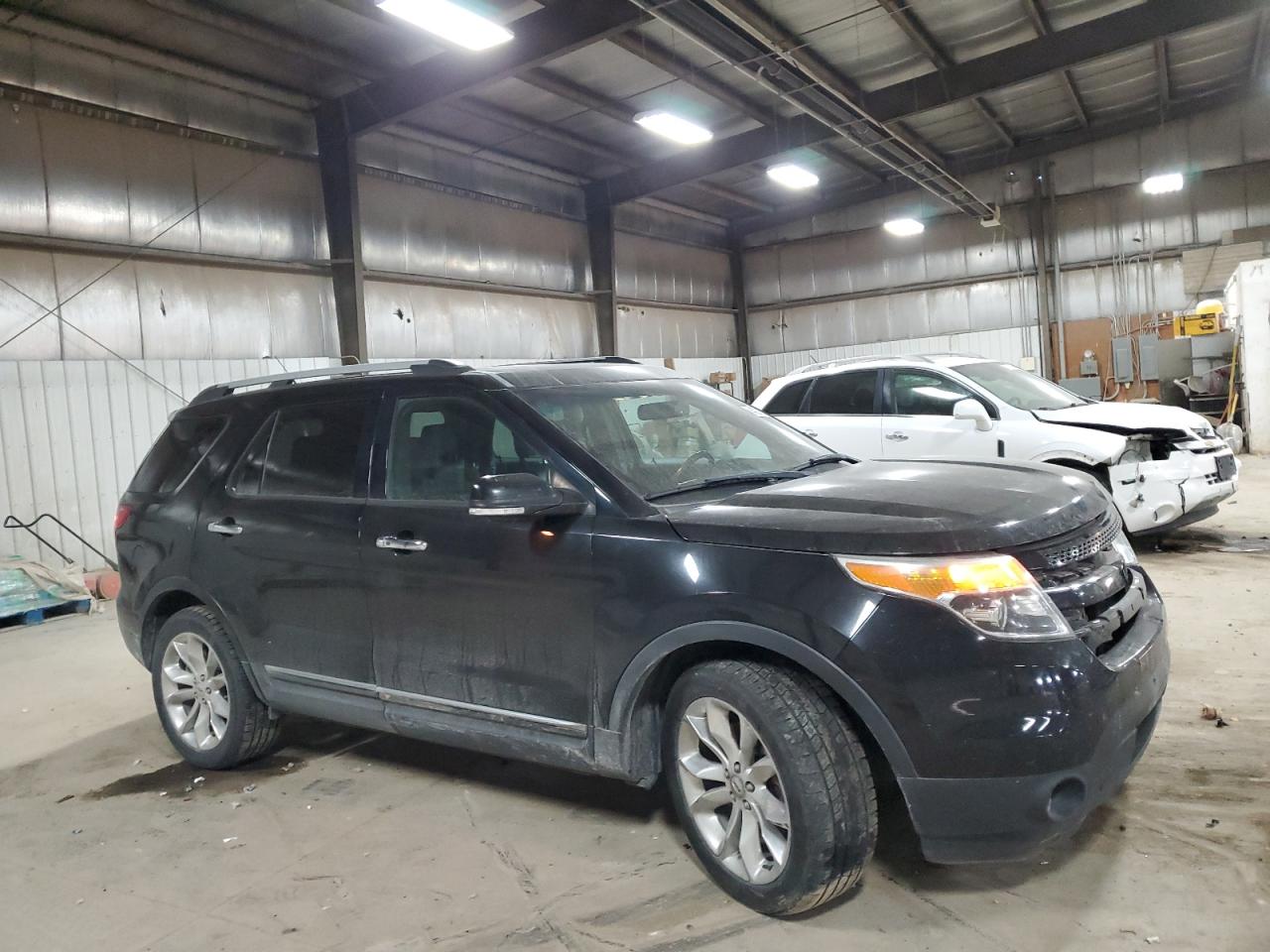 2014 Ford Explorer VIN 1FM5K8F85EGA15647 Copart auction photo, front end damage thumbnail 4