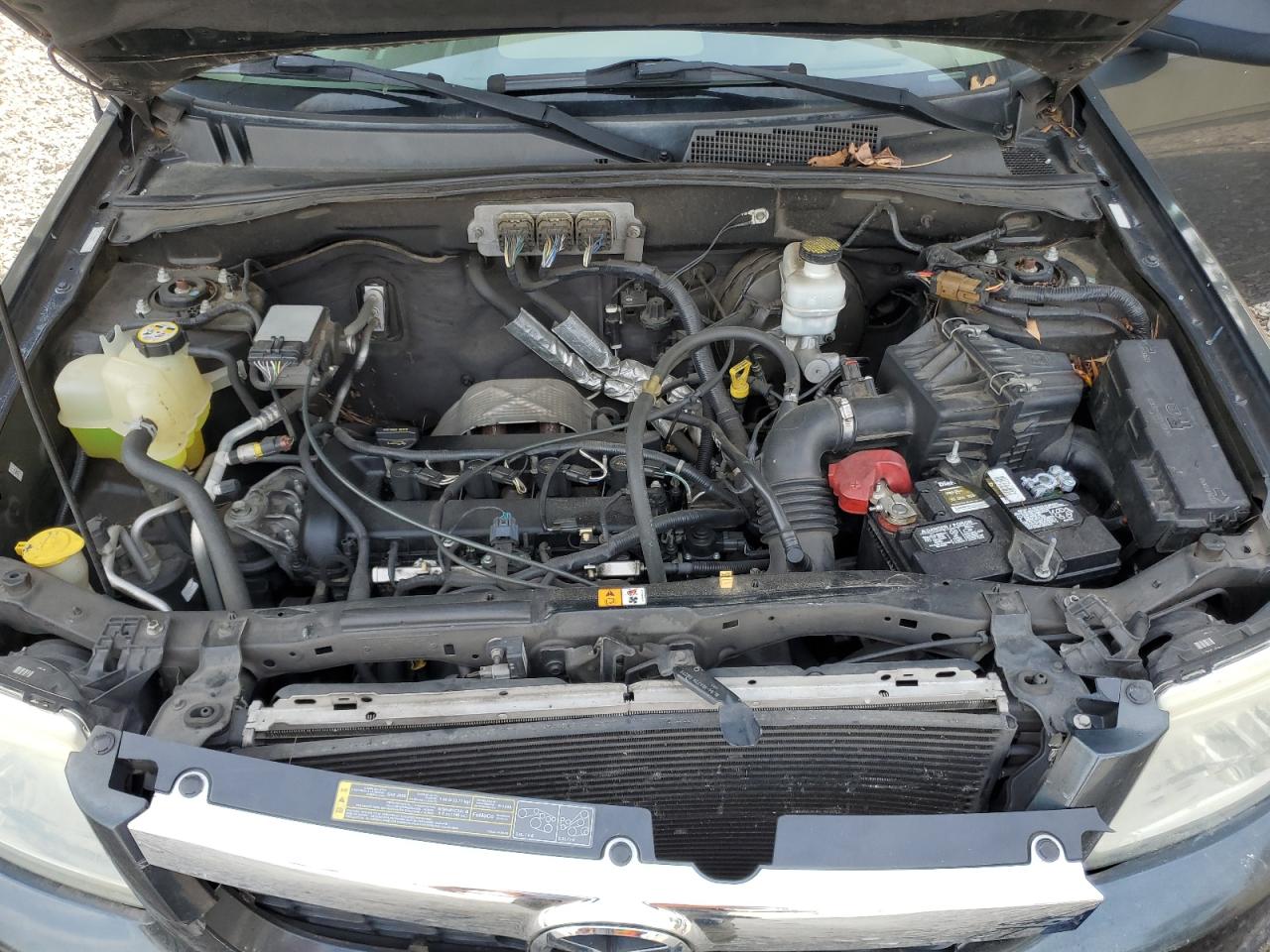 2008 Mazda Tribute VIN 4F2CZ02Z78KM20790 Copart auction photo, front end / minor dent/scratches damage thumbnail 12