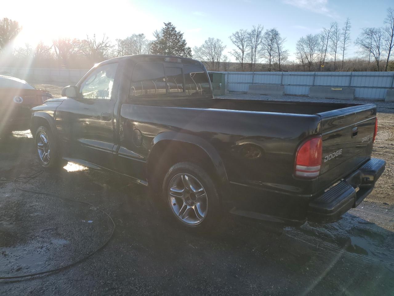2003 Dodge Dakota VIN 1D7FL76Z53S266631 Copart auction photo, front end damage thumbnail 2
