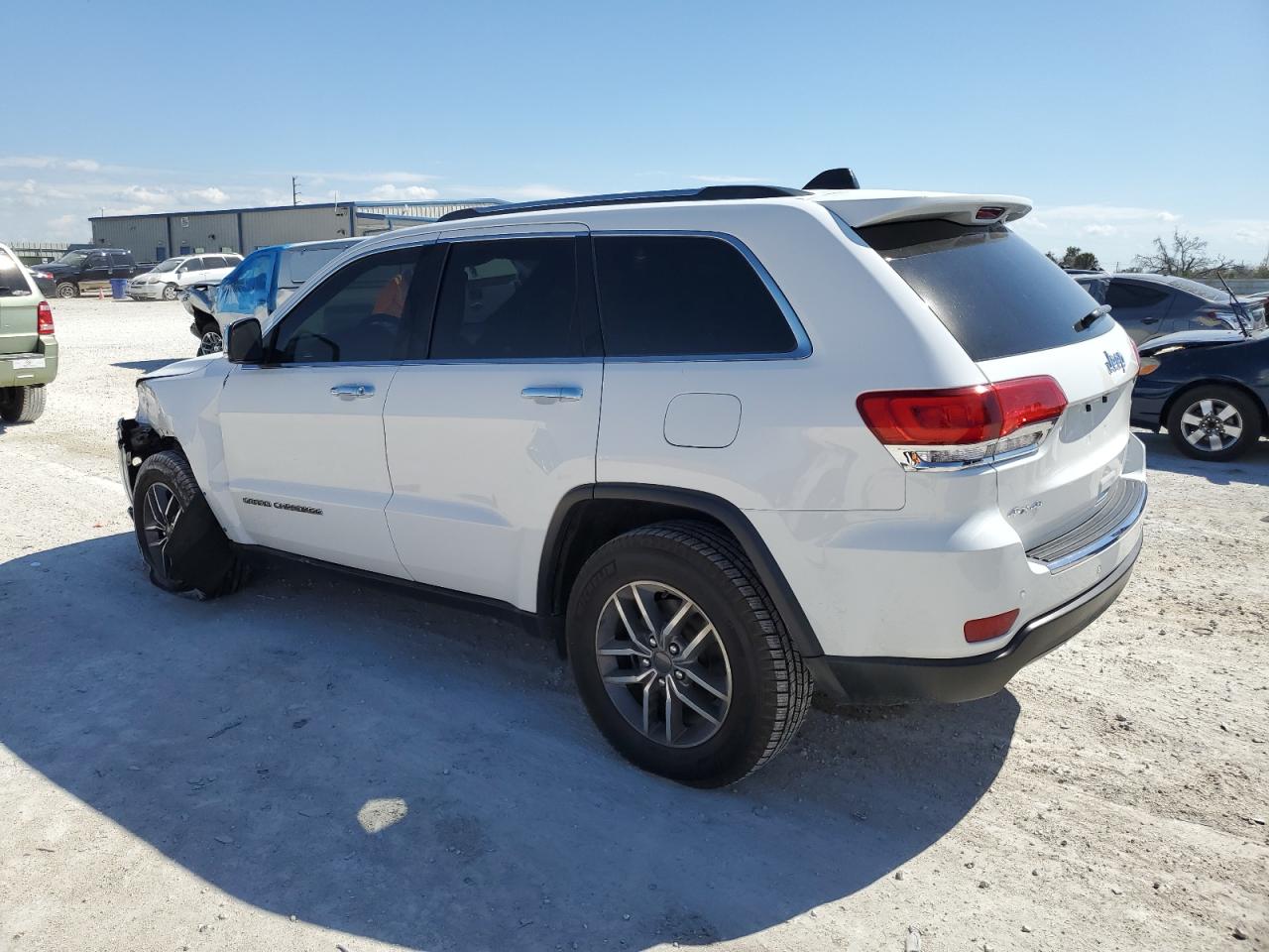 2019 Jeep Grand Cherokee VIN 1C4RJFBG3KC762502 Copart auction photo, front end damage thumbnail 2