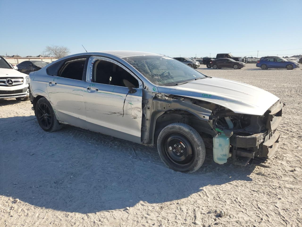 2018 Ford Fusion VIN 3FA6P0HD7JR158372 Copart auction photo, front end / side damage thumbnail 4