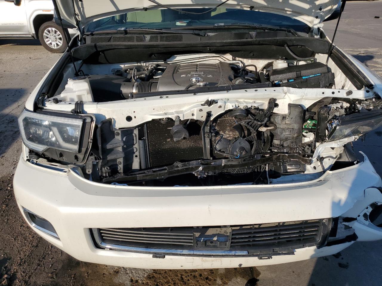 2019 Toyota Sequoia VIN 5TDDY5G15KS168285 Copart auction photo, front end damage thumbnail 11