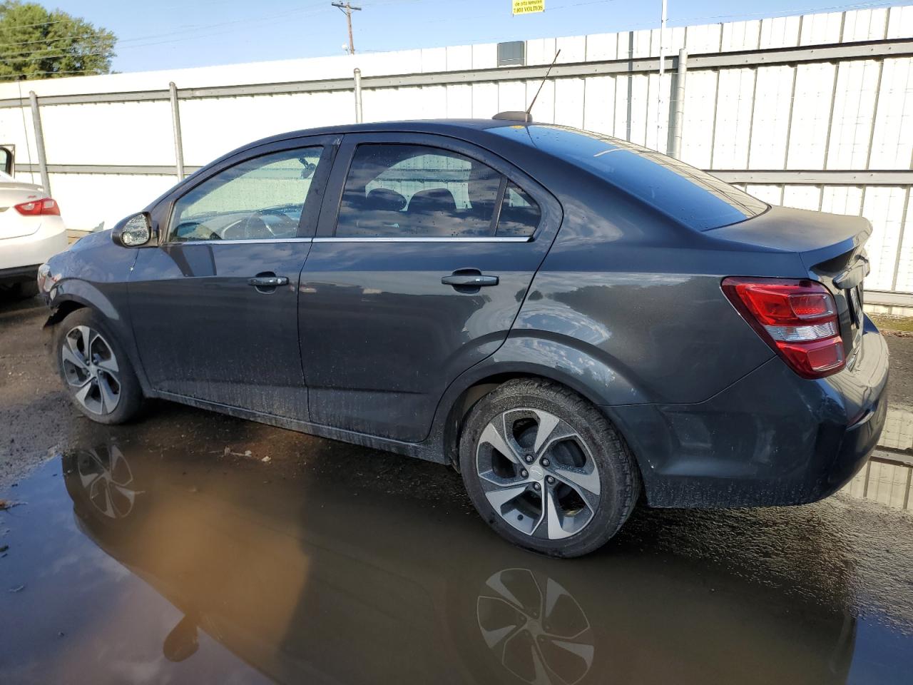 2017 Chevrolet Sonic VIN 1G1JF5SB3H4140152 Copart auction photo, front end / minor dent/scratches damage thumbnail 2