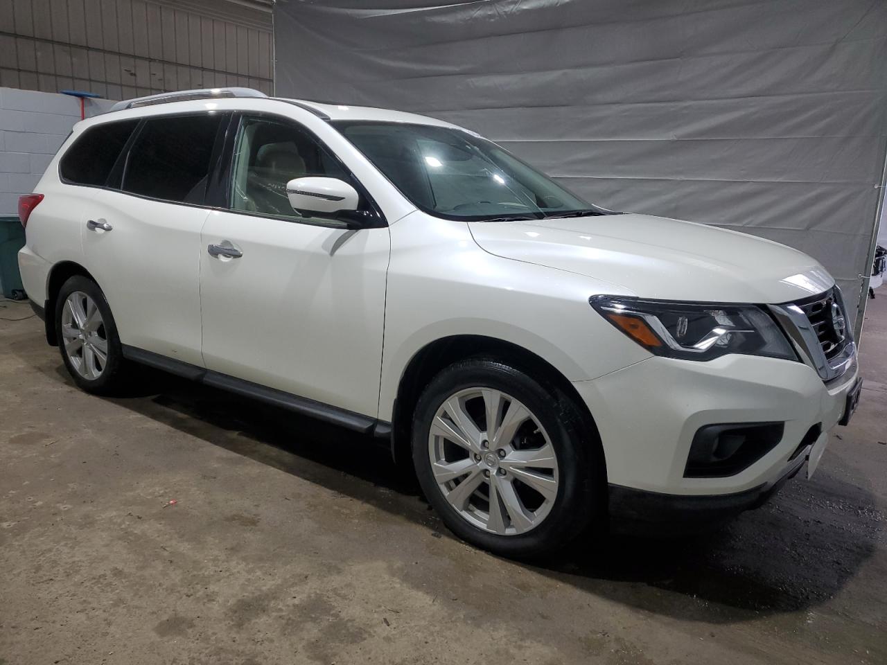 2018 Nissan Pathfinder VIN 5N1DR2MM8JC606268 Copart auction photo, front end damage thumbnail 4