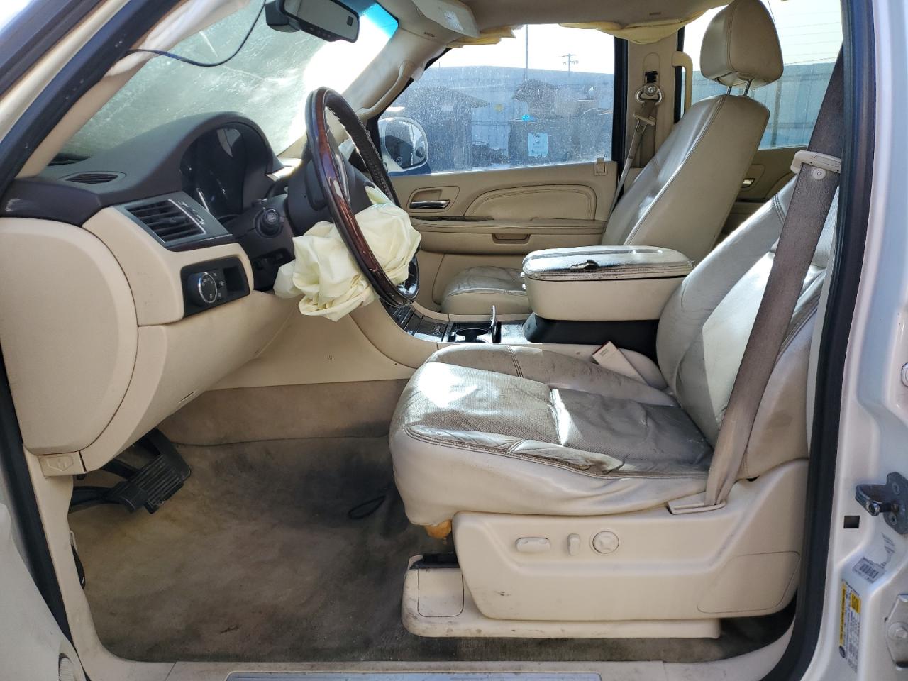 2007 Cadillac Escalade VIN 1GYFK63877R407919 Copart auction photo, front end / rear end damage thumbnail 7