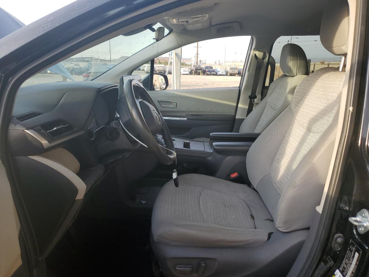 2021 Toyota Sienna VIN 5TDKRKEC9MS017234 Copart auction photo, rear end / side damage thumbnail 7