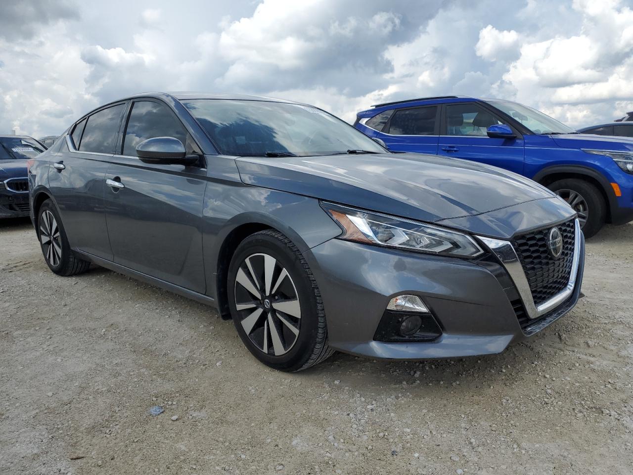 2019 Nissan Altima VIN 1N4BL4DV5KC183206 Copart auction photo, water/flood damage thumbnail 4