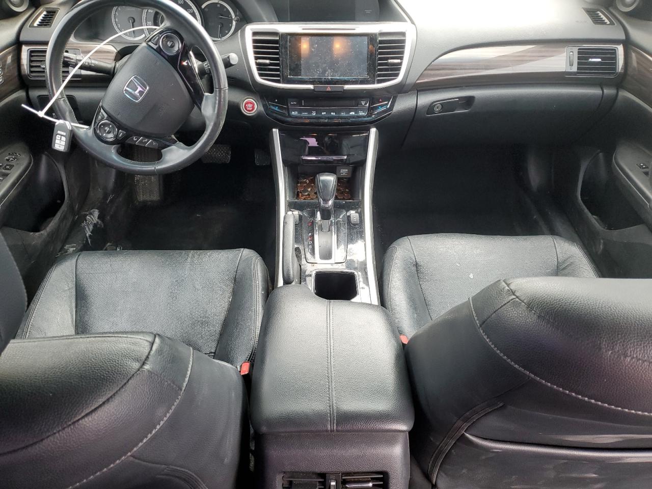 2016 Honda Accord VIN 1HGCR2F87GA068894 Copart auction photo, side / front end damage thumbnail 8