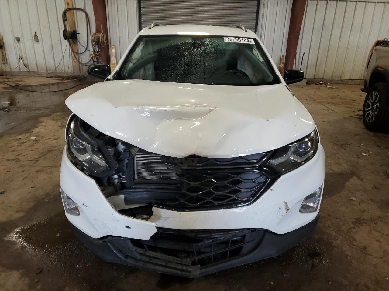2020 Chevrolet Equinox VIN 2GNAXNEVXL6167020 Copart auction photo, front end / side damage thumbnail 5