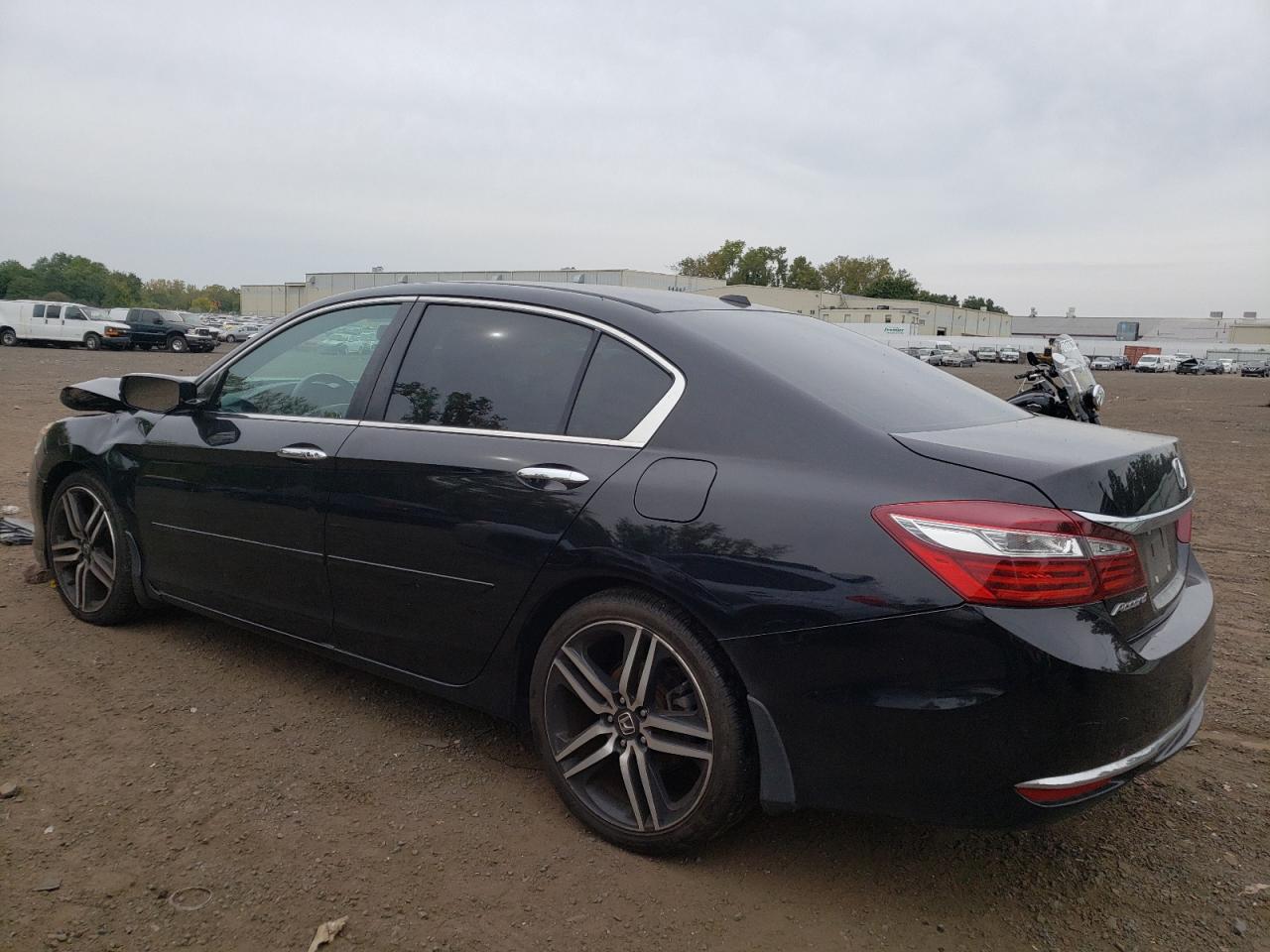 2016 Honda Accord VIN 1HGCR2F88GA019767 Copart auction photo, front end damage thumbnail 2