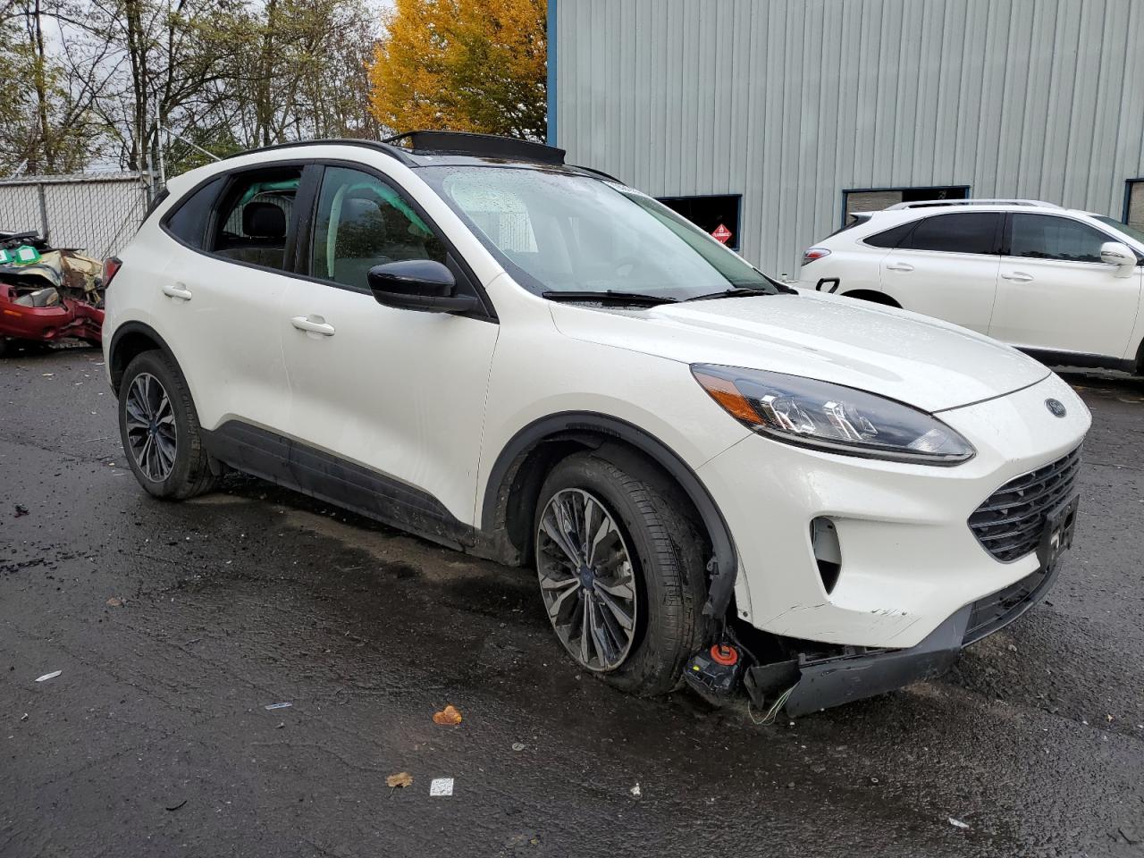 2022 Ford Escape VIN 1FMCU9H9XNUB84111 Copart auction photo, side / front end damage thumbnail 4