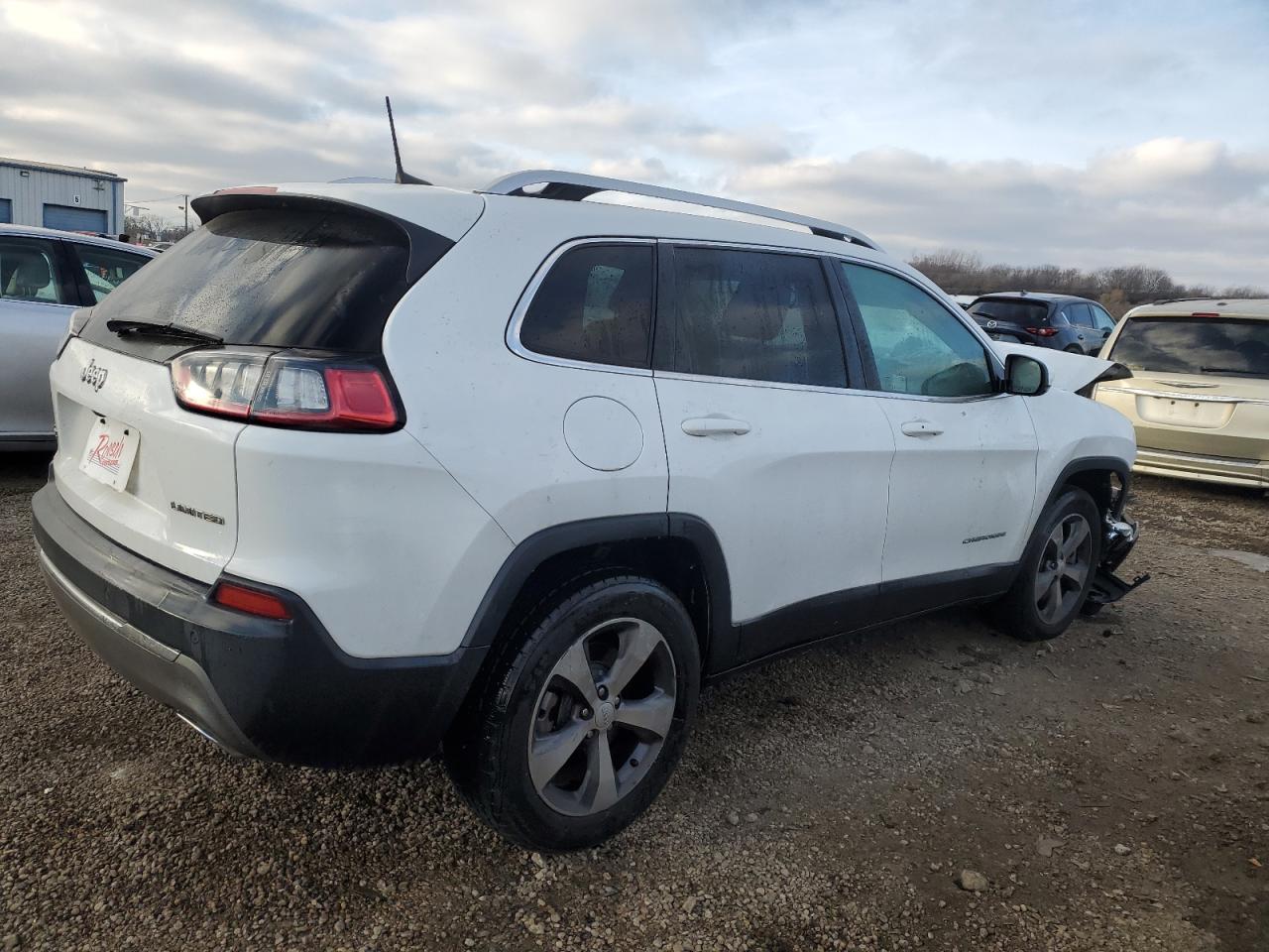 2019 Jeep Grand Cherokee VIN 1C4PJMDXXKD446808 Copart auction photo, front end damage thumbnail 3