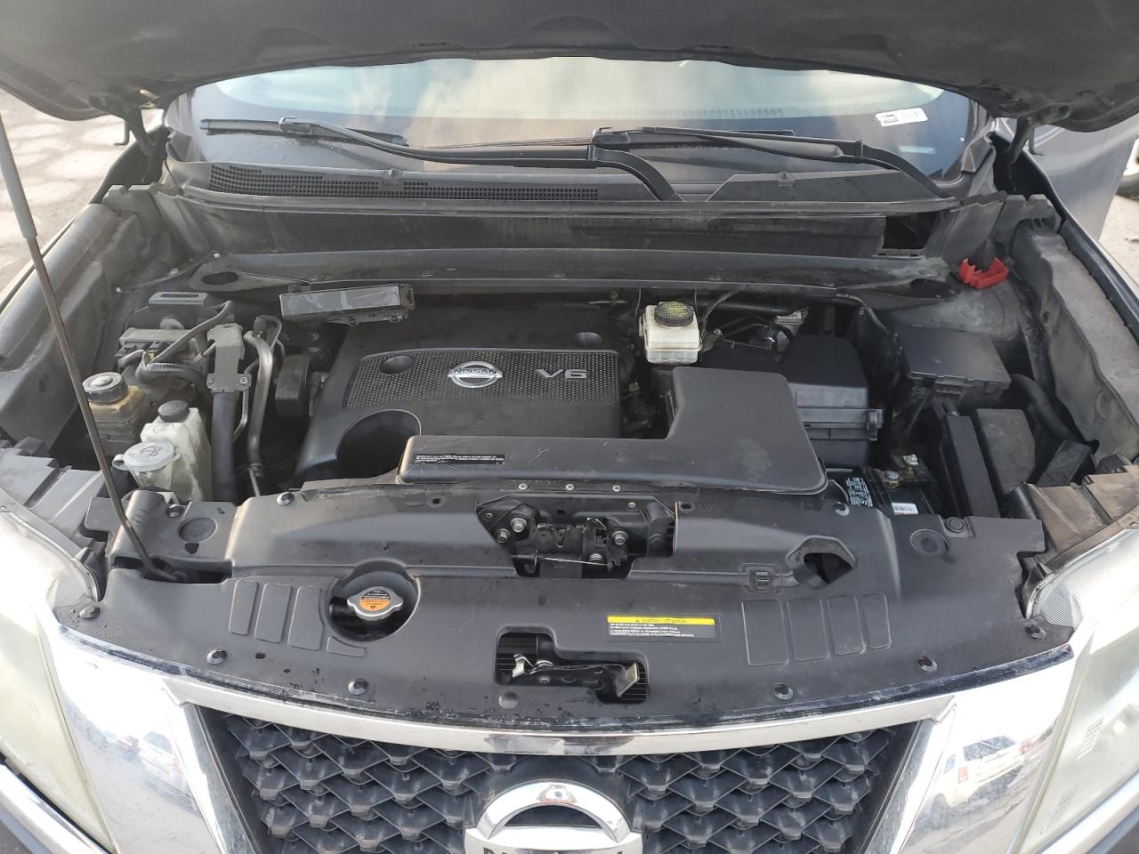 2014 Nissan Pathfinder VIN 5N1AR2MM2EC610292 Copart auction photo, front end / minor dent/scratches damage thumbnail 12