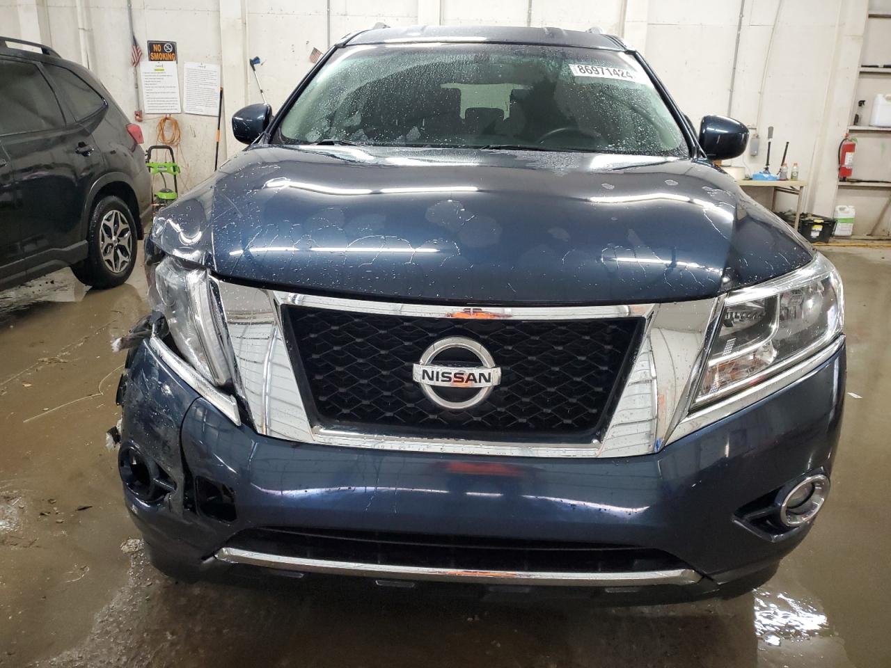 2013 Nissan Pathfinder VIN 5N1AR2MN0DC659840 Copart auction photo, front end / minor dent/scratches damage thumbnail 5