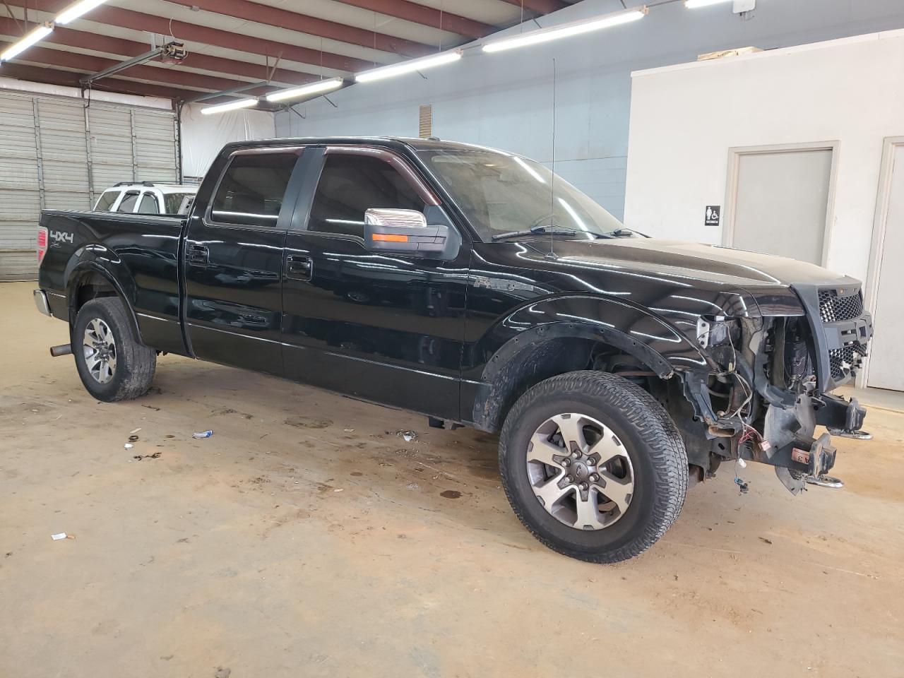 2009 Ford F-150 VIN 1FTPW14V69FA60139 Copart auction photo, front end damage thumbnail 4