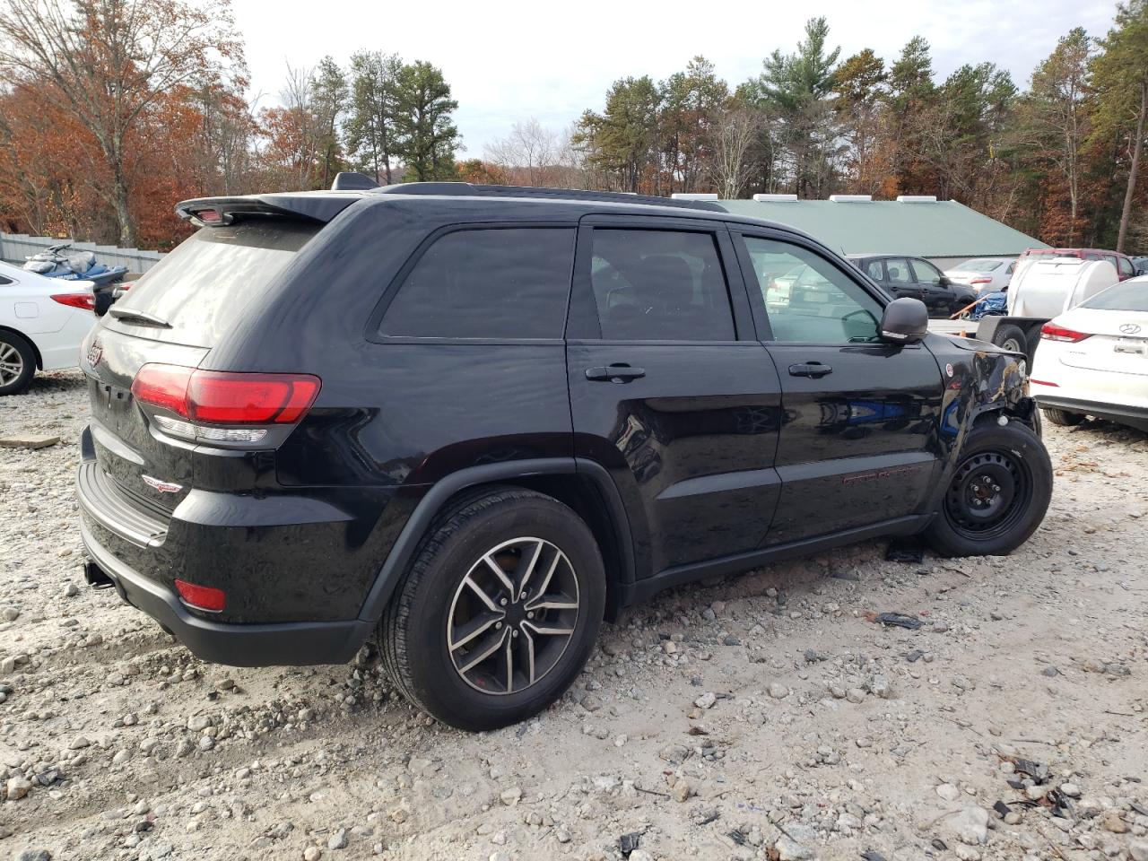 2021 Jeep Grand Cherokee VIN 1C4RJFLG3MC665916 Copart auction photo, front end / side damage thumbnail 3