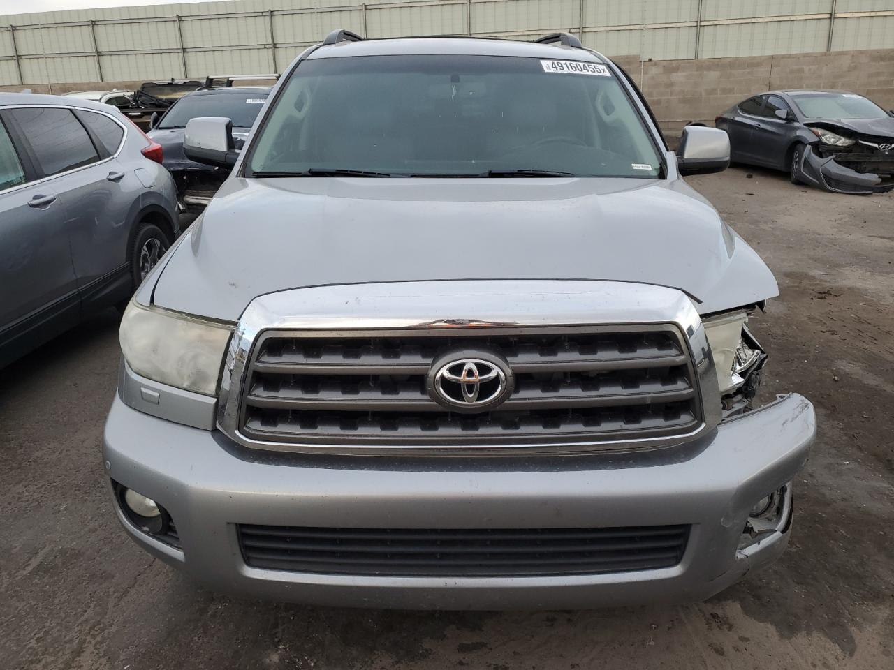 2016 Toyota Sequoia VIN 5TDBW5G16GS136367 Copart auction photo, front end / side damage thumbnail 5