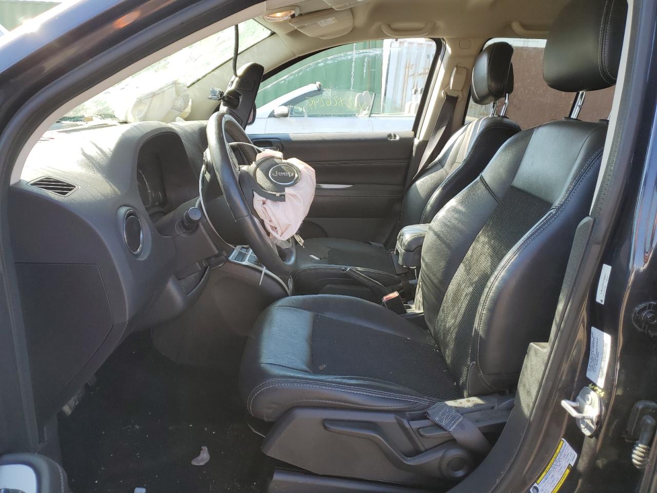 2016 Jeep Compass VIN 1C4NJDEB4GD588041 Copart auction photo, front end / minor dent/scratches damage thumbnail 7