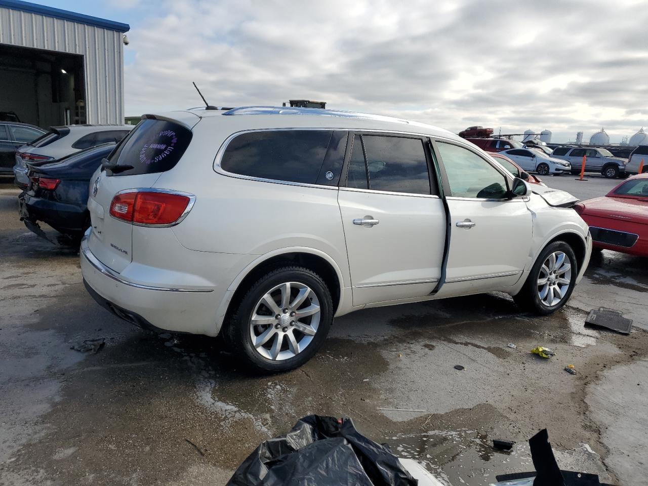 2014 Buick Enclave VIN 5GAKRBKD8EJ164609 Copart auction photo, front end damage thumbnail 3