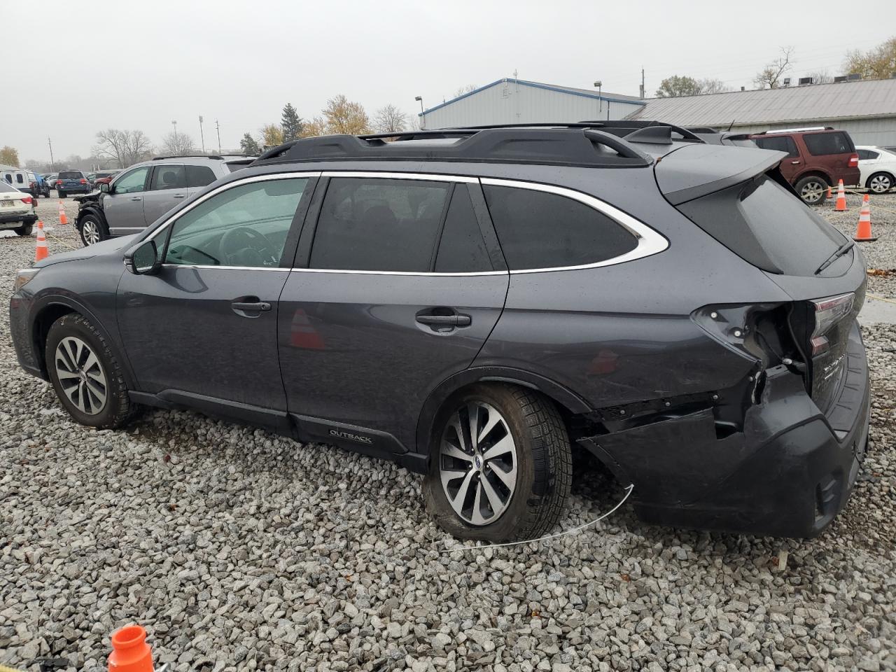 2020 Subaru Outback VIN 4S4BTACCXL3232406 Copart auction photo, rear end damage thumbnail 2