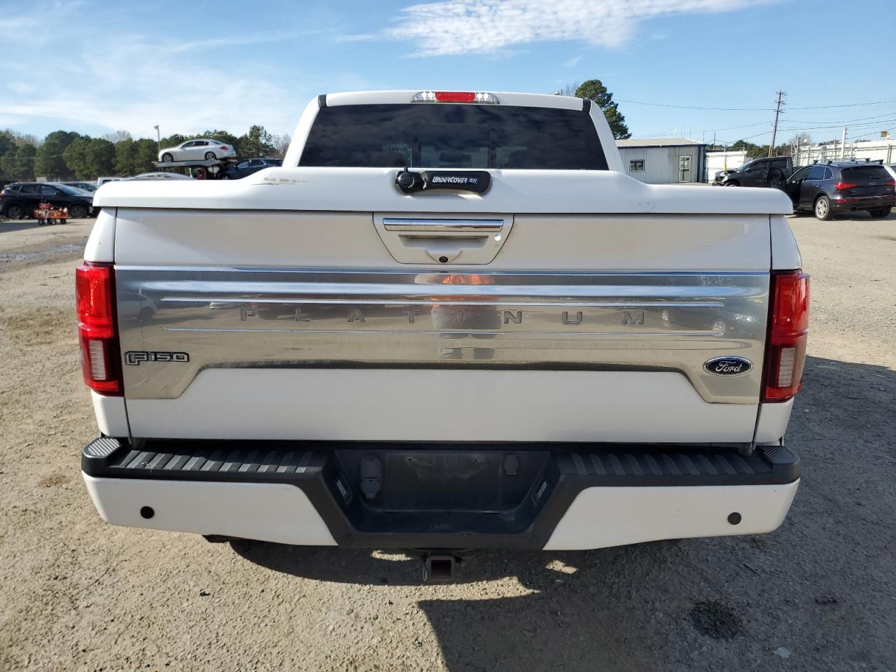 2018 Ford F-150 VIN 1FTEW1E52JFB99470 Copart auction photo, side / front end damage thumbnail 6