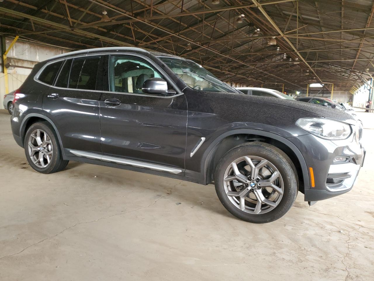 2021 BMW X3 VIN 5UXTY3C04M9G18976 Copart auction photo, side / front end damage thumbnail 4