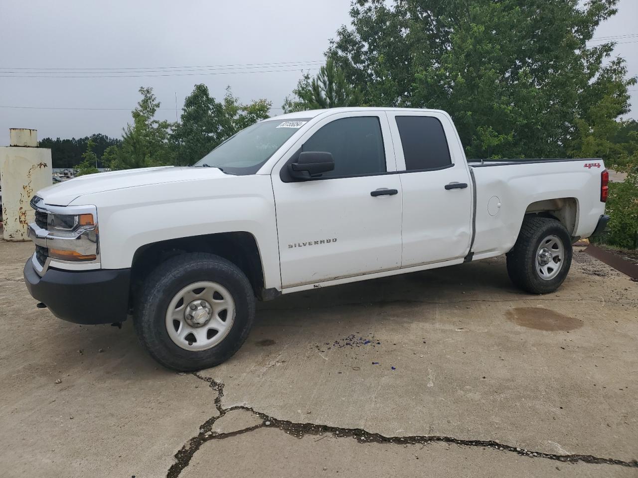 2019 Chevrolet Silverado VIN 2GCVKNEC2K1210137 - Copart auction photo
