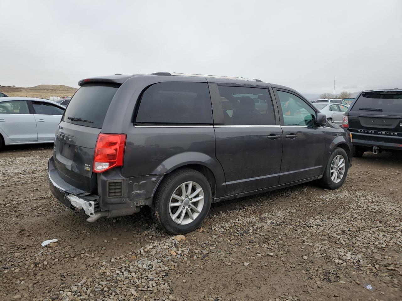2018 Dodge Caravan VIN 2C4RDGCG4JR326534 Copart auction photo, mechanical / rear end damage thumbnail 3