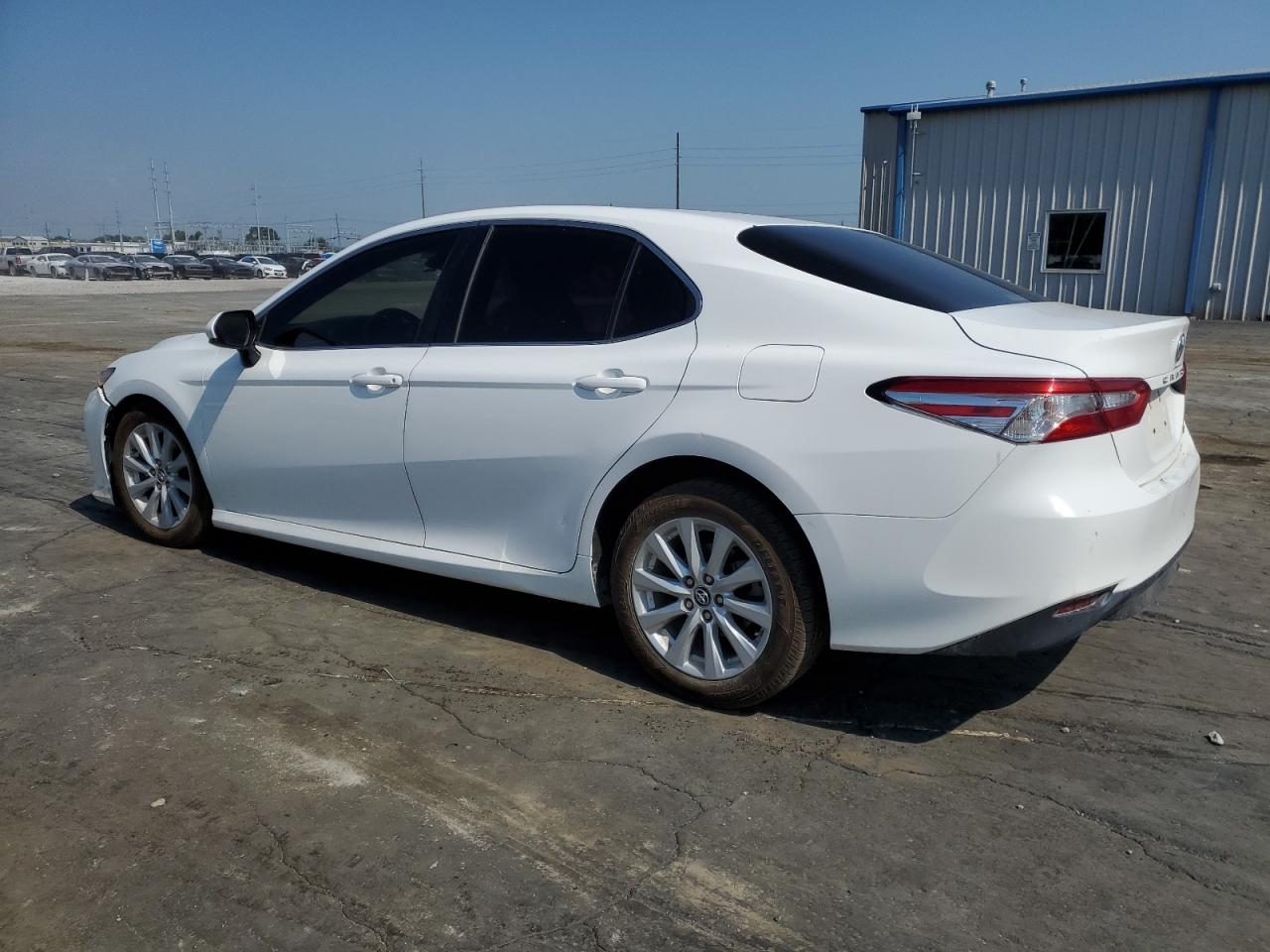 2018 Toyota Camry VIN 4T1B11HK4JU593241 Copart auction photo, front end damage thumbnail 2