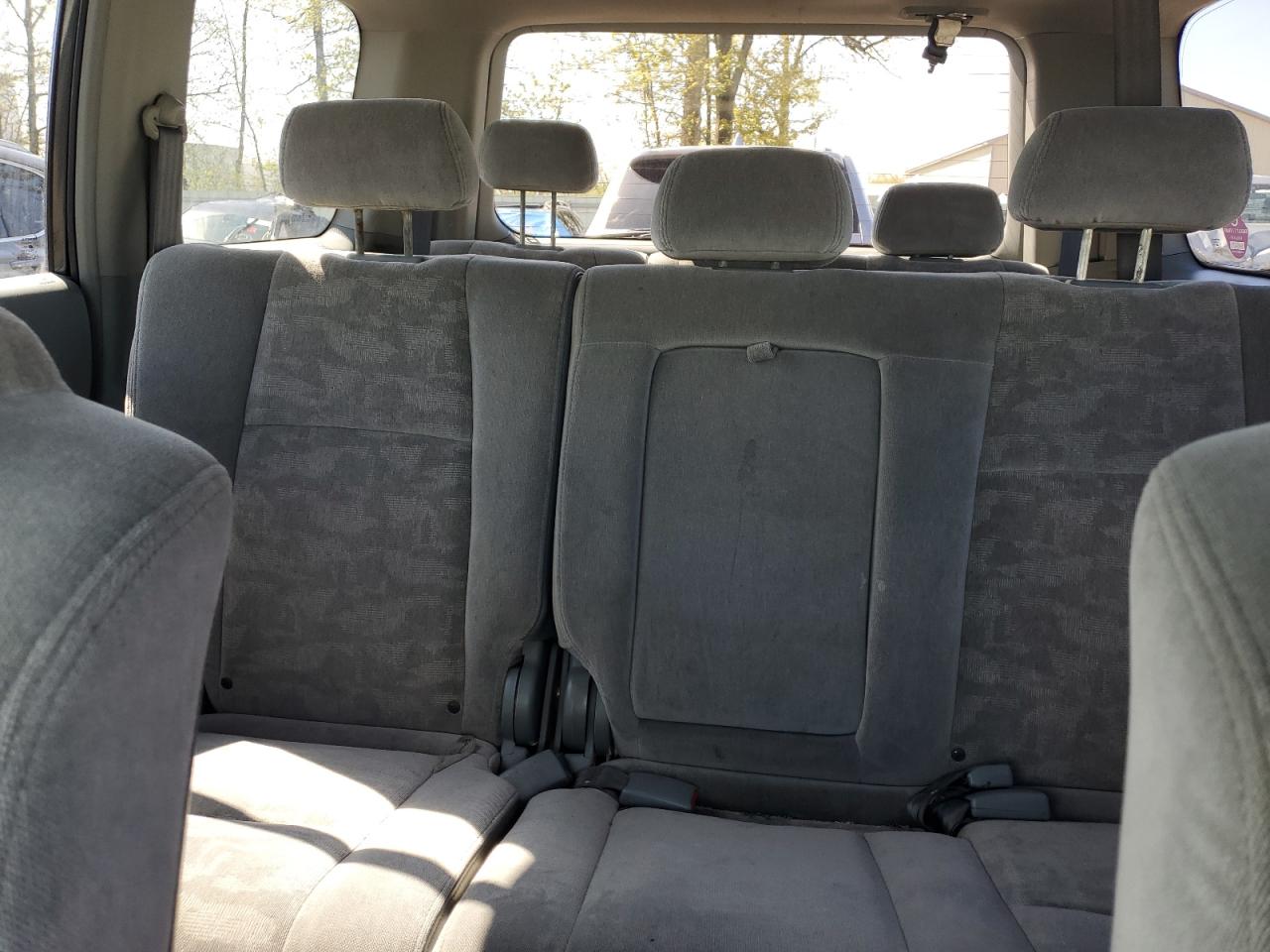 2004 Honda Pilot VIN 2HKYF18484H591329 Copart auction photo, normal wear / minor dent/scratches damage thumbnail 10