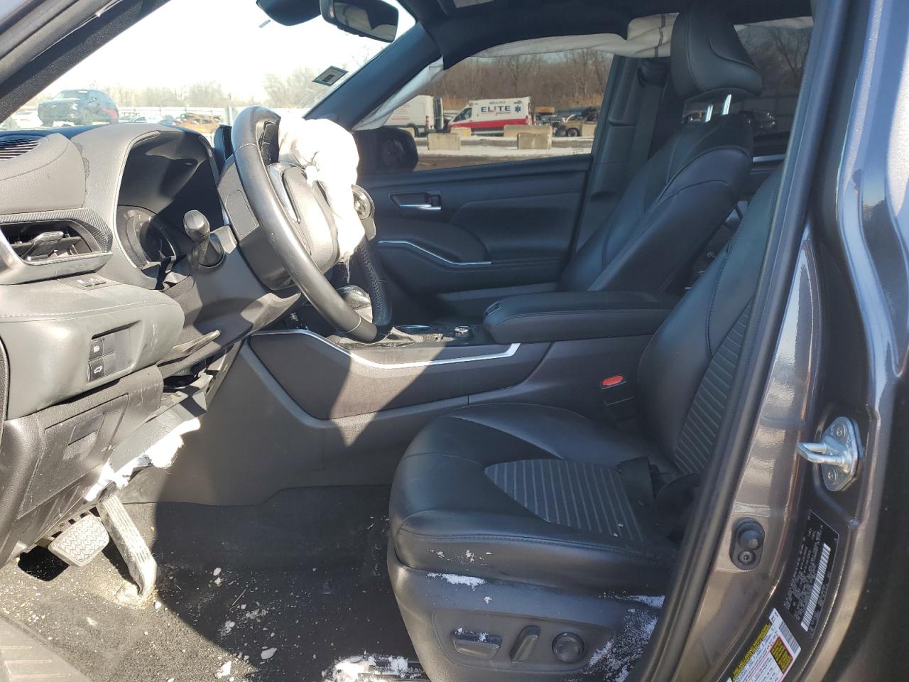 2021 Toyota Highlander VIN 5TDJZRBH4MS159074 Copart auction photo, all over damage thumbnail 7
