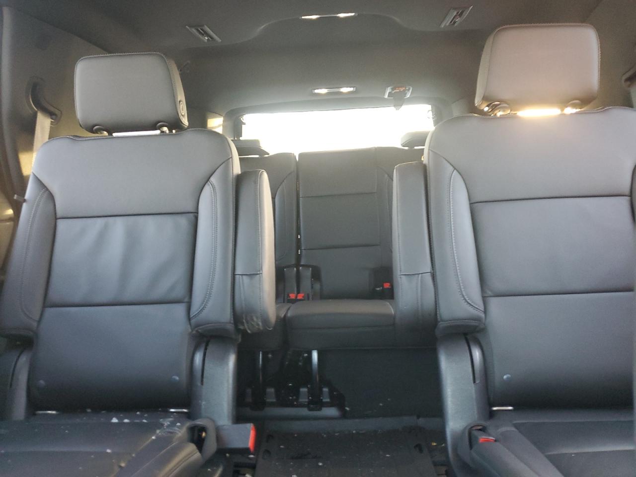 2021 Chevrolet Tahoe VIN 1GNSKPKD1MR173806 Copart auction photo, front end damage thumbnail 10