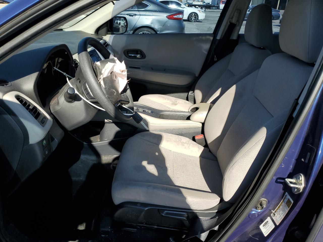 2017 Honda HR-V VIN 3CZRU5H3XHM711408 Copart auction photo, front end damage thumbnail 7