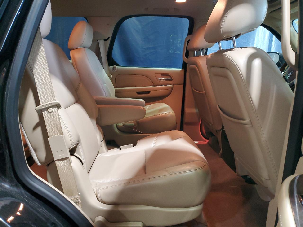 2013 Cadillac Escalade VIN 1GYS4BEFXDR109910 Copart auction photo, normal wear damage thumbnail 11