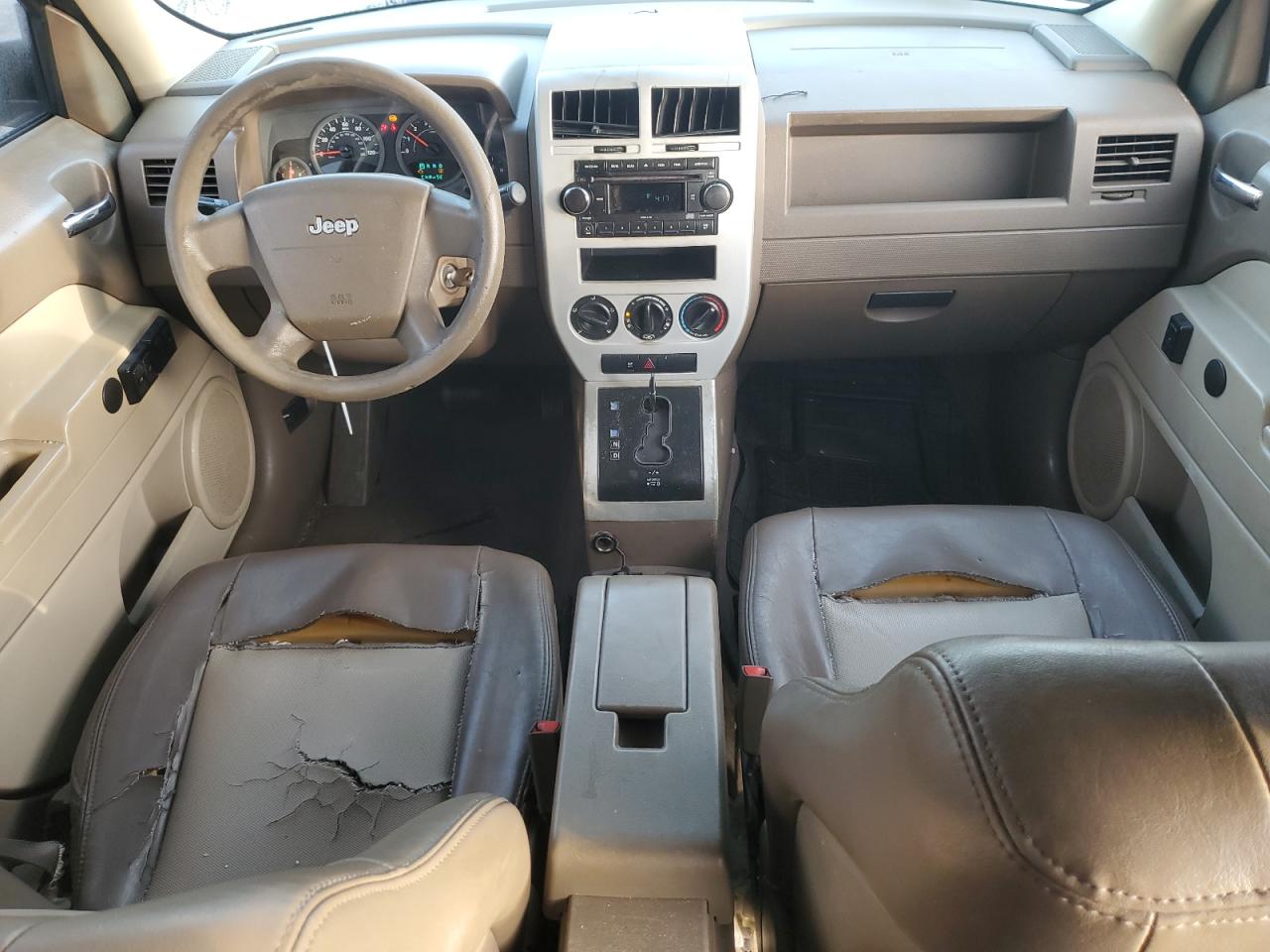 2008 Jeep Liberty (Patriot) VIN 1J8FT28W28D649415 Copart auction photo, side damage thumbnail 8